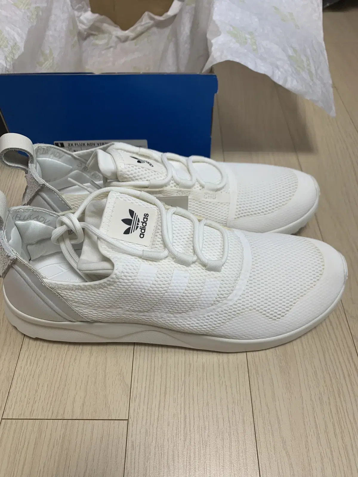 [280] 아디다스 화이트 운동화 ZX FLUX